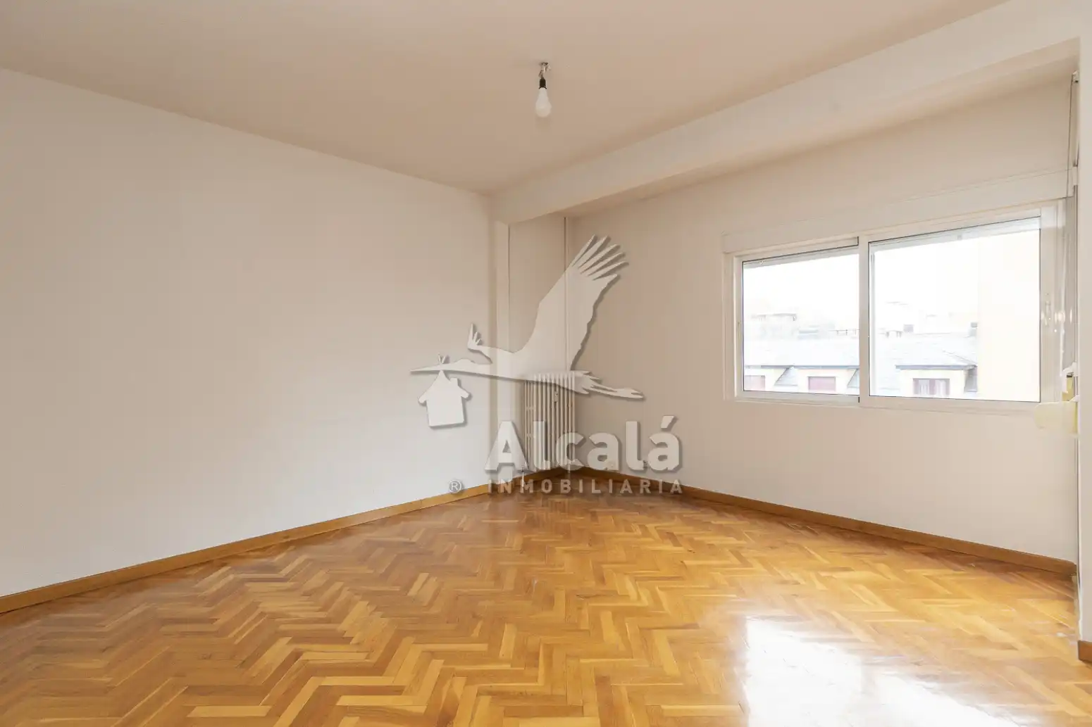 Habitación de Piso en venta en Alcalá de Henares con Aire acondicionado, Calefacción y Parquet