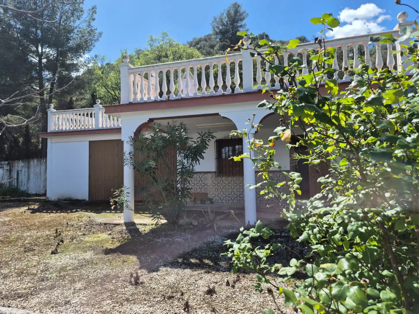 Jardí de Finca rústica en venda en Guaro amb Calefacció, Terrassa i Traster