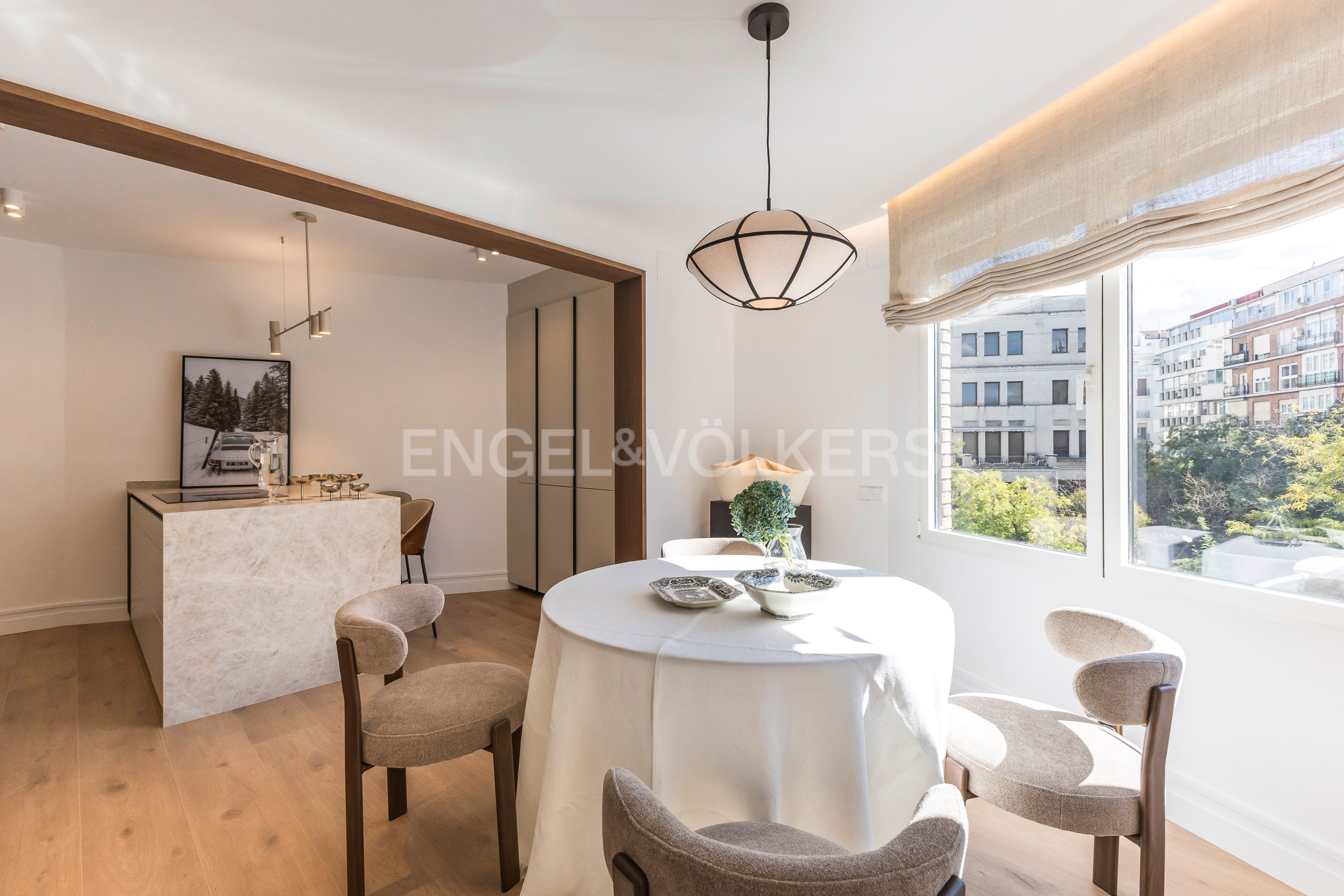 Dining room of Apartment for sale in  Madrid Capital  with Heating and Private garden