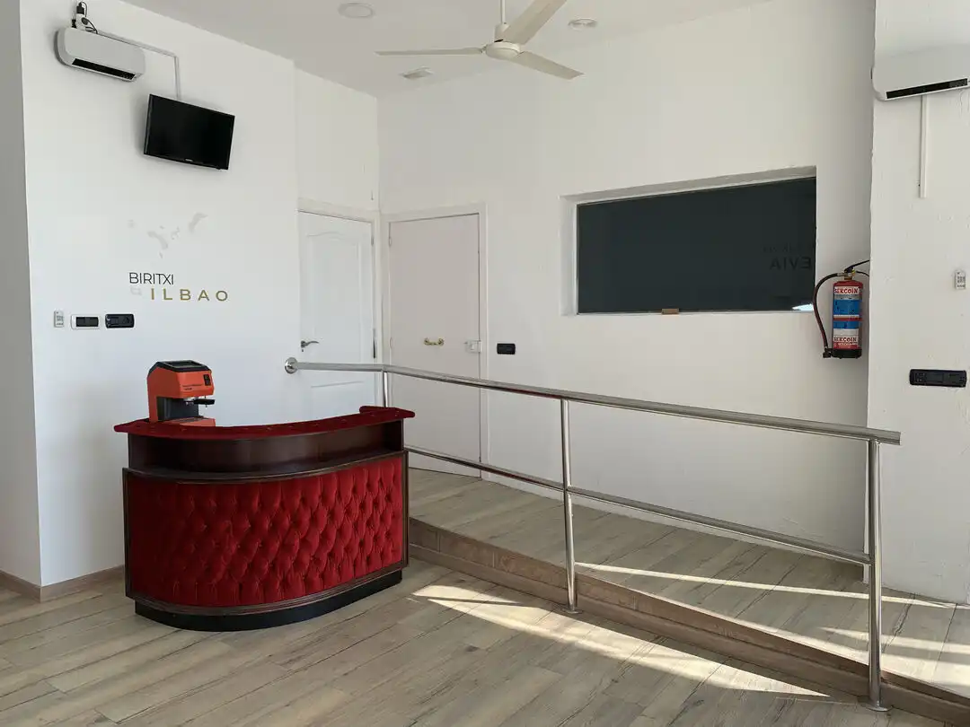 Commercial properties for sale in Zamudio  with Air Conditioner