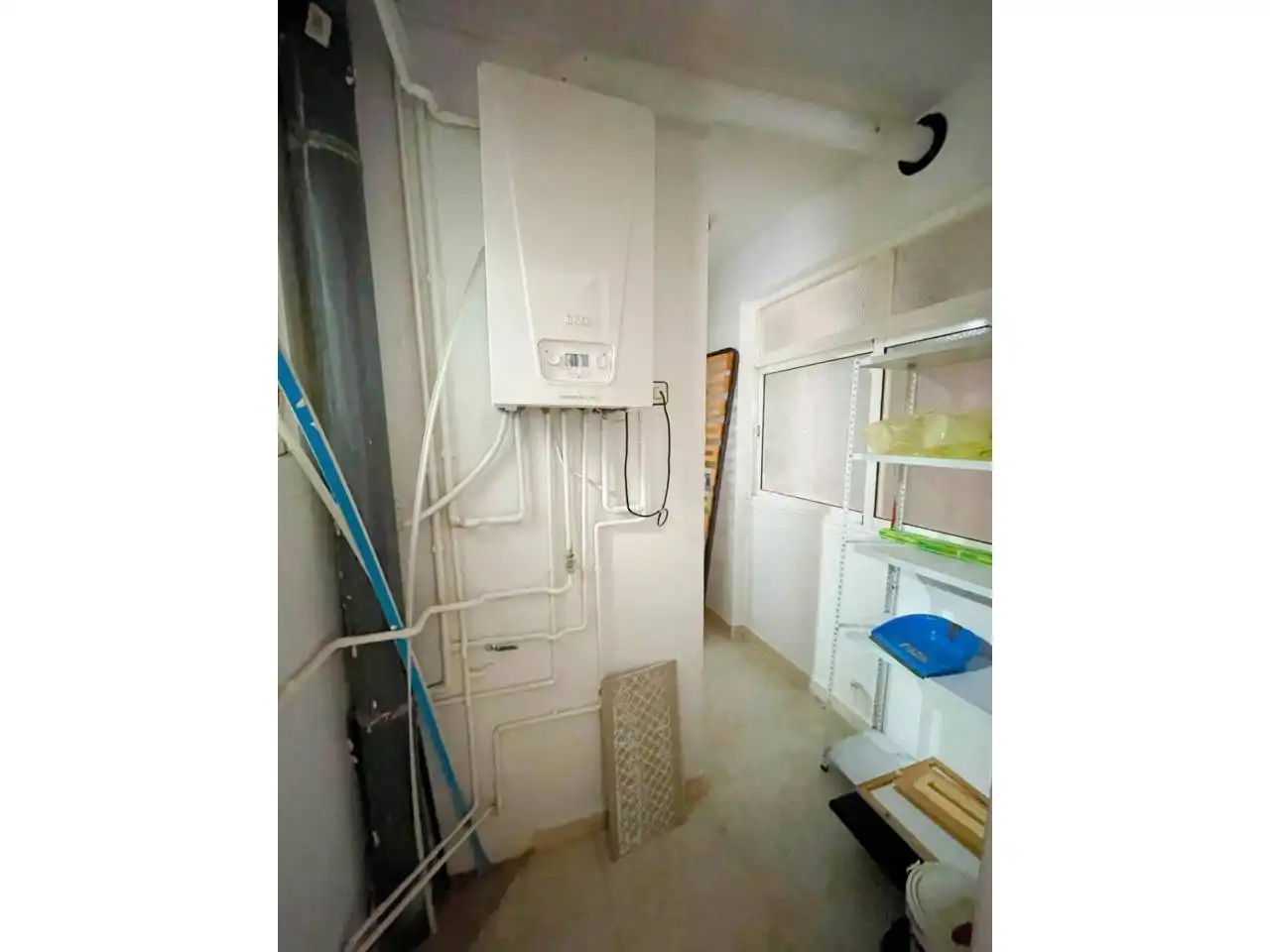 Wohnung zum Verkauf in Cerdanyola del Vallès mit Heizung, Parkett und Balkon