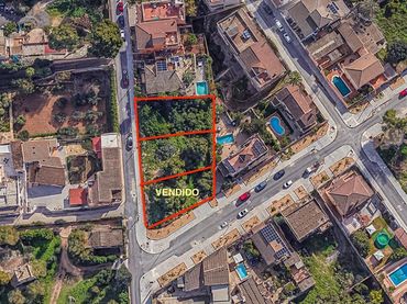 Terreny residencial en venda a Camino de les Pedreres 16