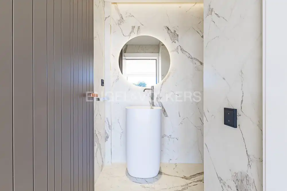 Baño de Casa o chalet en venta en Barcelona con Aire acondicionado, Calefacción y Jardín privado