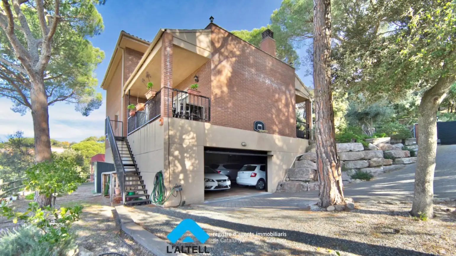 Exterior view of Houses for sale in L'Ametlla del Vallès  with Heating, Terrace and Storage room
