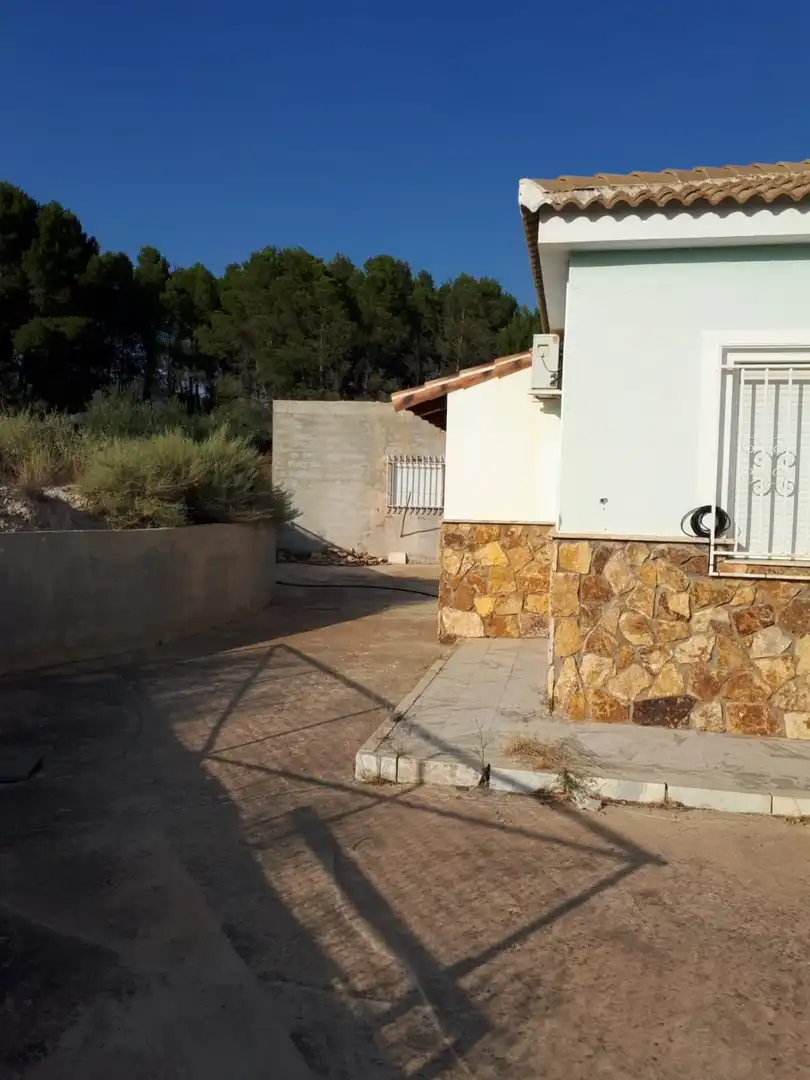 Vista exterior de Finca rústica en venda en Urrácal amb Aire condicionat, Jardí privat i Traster