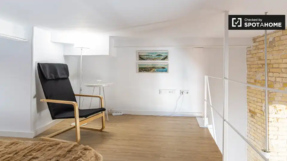 Room in El Cabanyal - El Canyamelar
