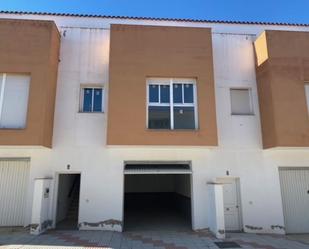 Exterior view of Single-family semi-detached for sale in Castuera