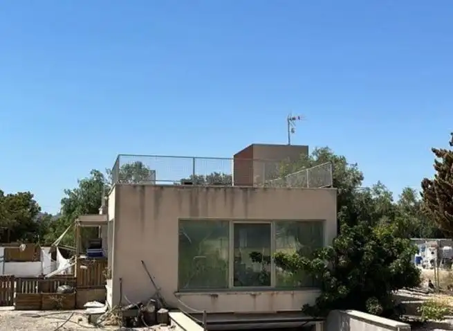 Casa en venda a BASALTO-GARROFERAL 19
