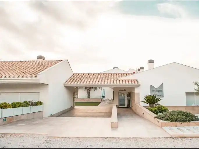 Detached house with pool for sale in Calle del Vino 1, imagen 5
