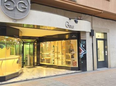 Local comercial en alquiler en Centro - Mendibil - Santiago