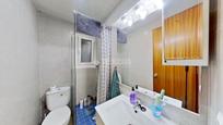 Bathroom of Flat for sale in Cerdanyola del Vallès