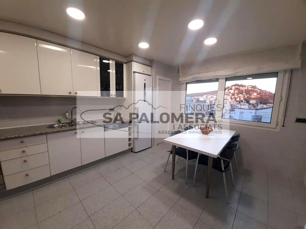 Cocina de Casa o chalet en venta en Blanes con Aire acondicionado, Jardín privado y Terraza