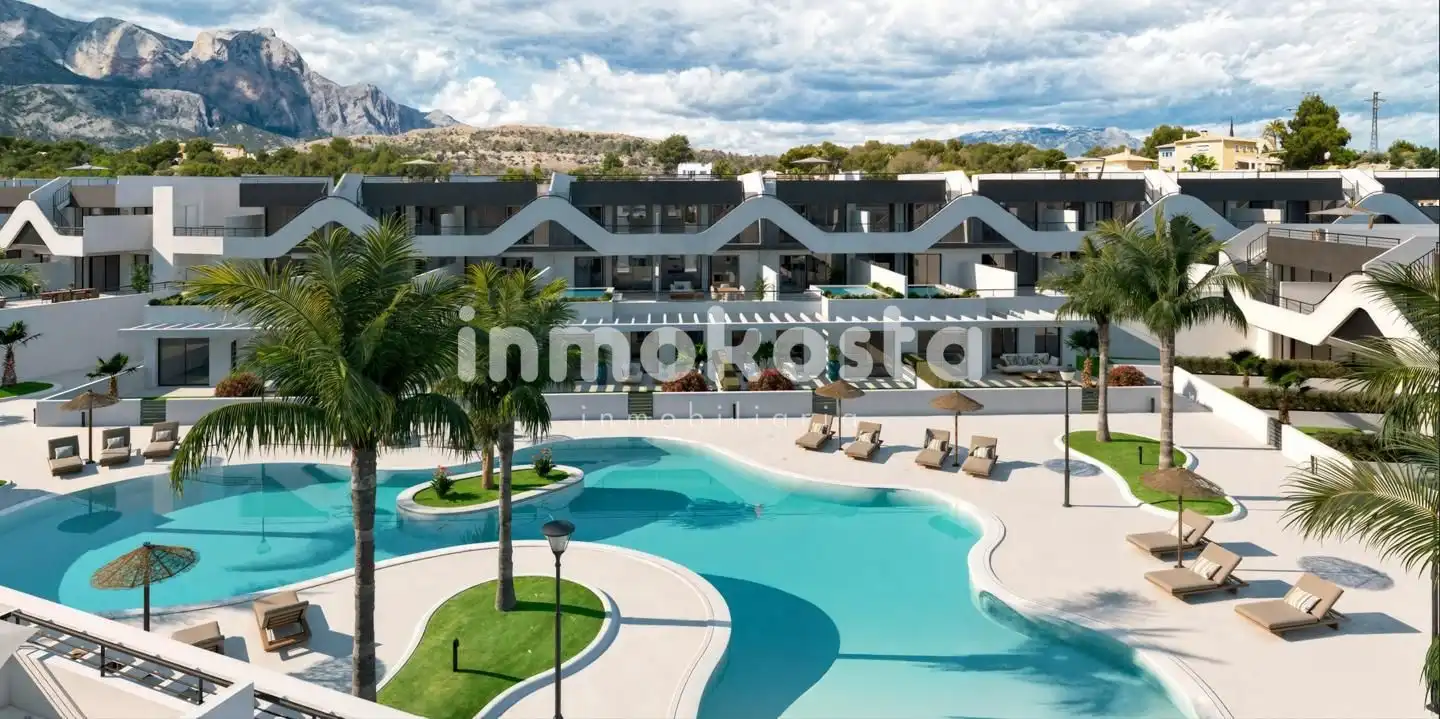 Vista exterior de Planta baja en venta en L'Alfàs del Pi con Aire acondicionado, Terraza y Piscina comunitaria
