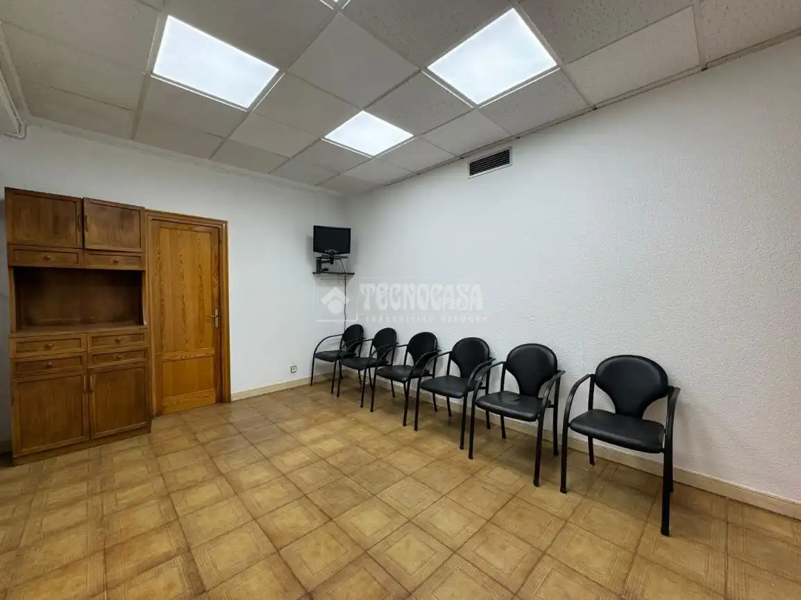 Local comercial en venta en Zona Industrial, imagen 9