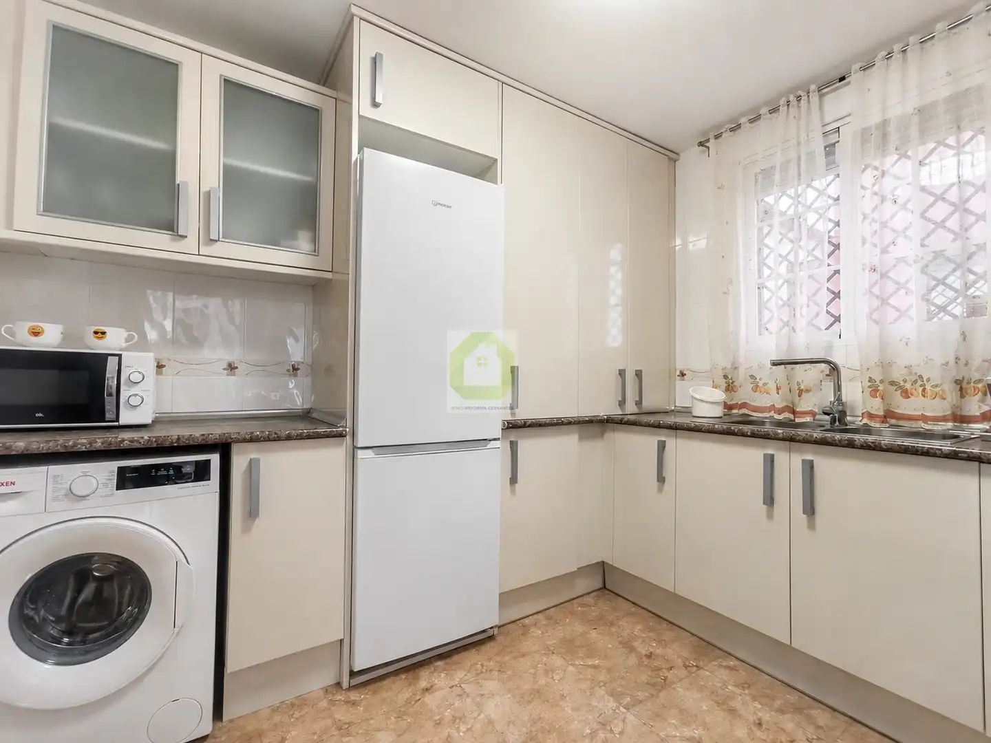 Cocina de Piso de alquiler en Las Gabias con Terraza