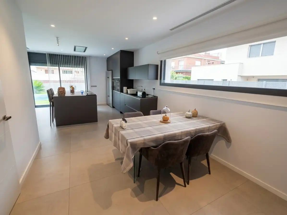 Casa con terrazza in vendita a Carrer dels Til·lers, imagen 10
