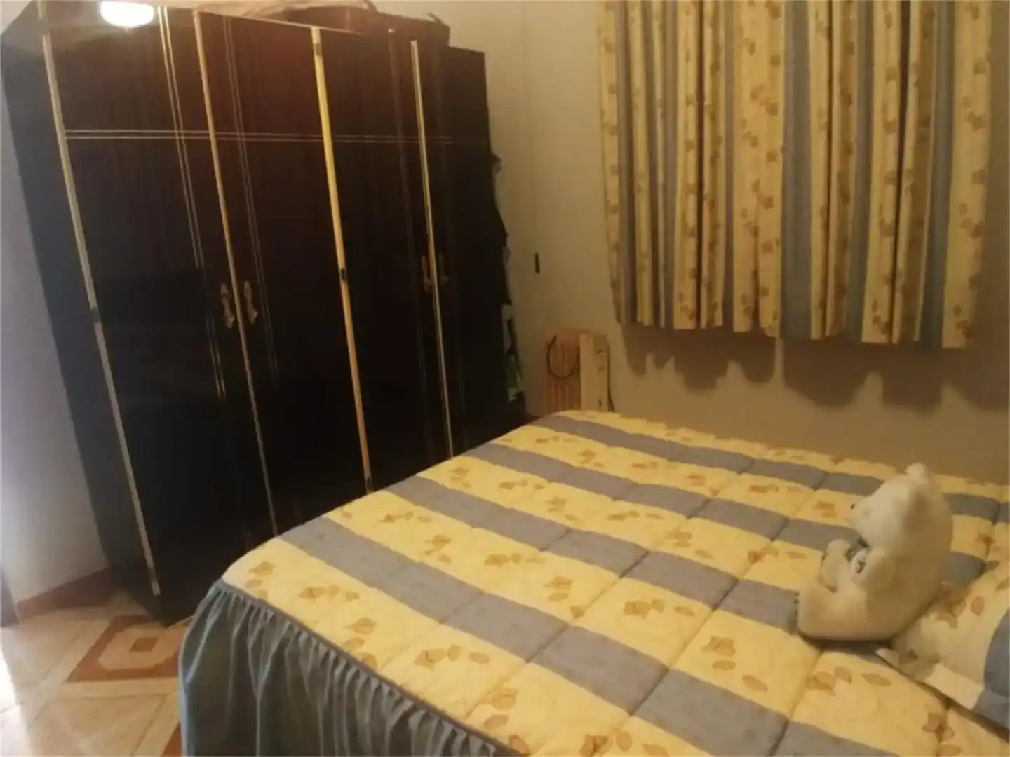 Dormitori de Casa adosada en venda en Rena