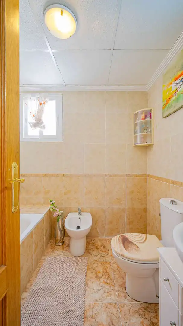Baño de Casa o chalet en venta en Orihuela con Aire acondicionado, Calefacción y Terraza