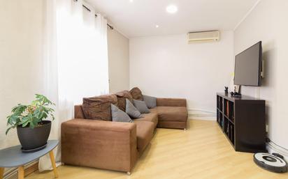 Living room of Flat for sale in Viladecans  with Air Conditioner and Heating