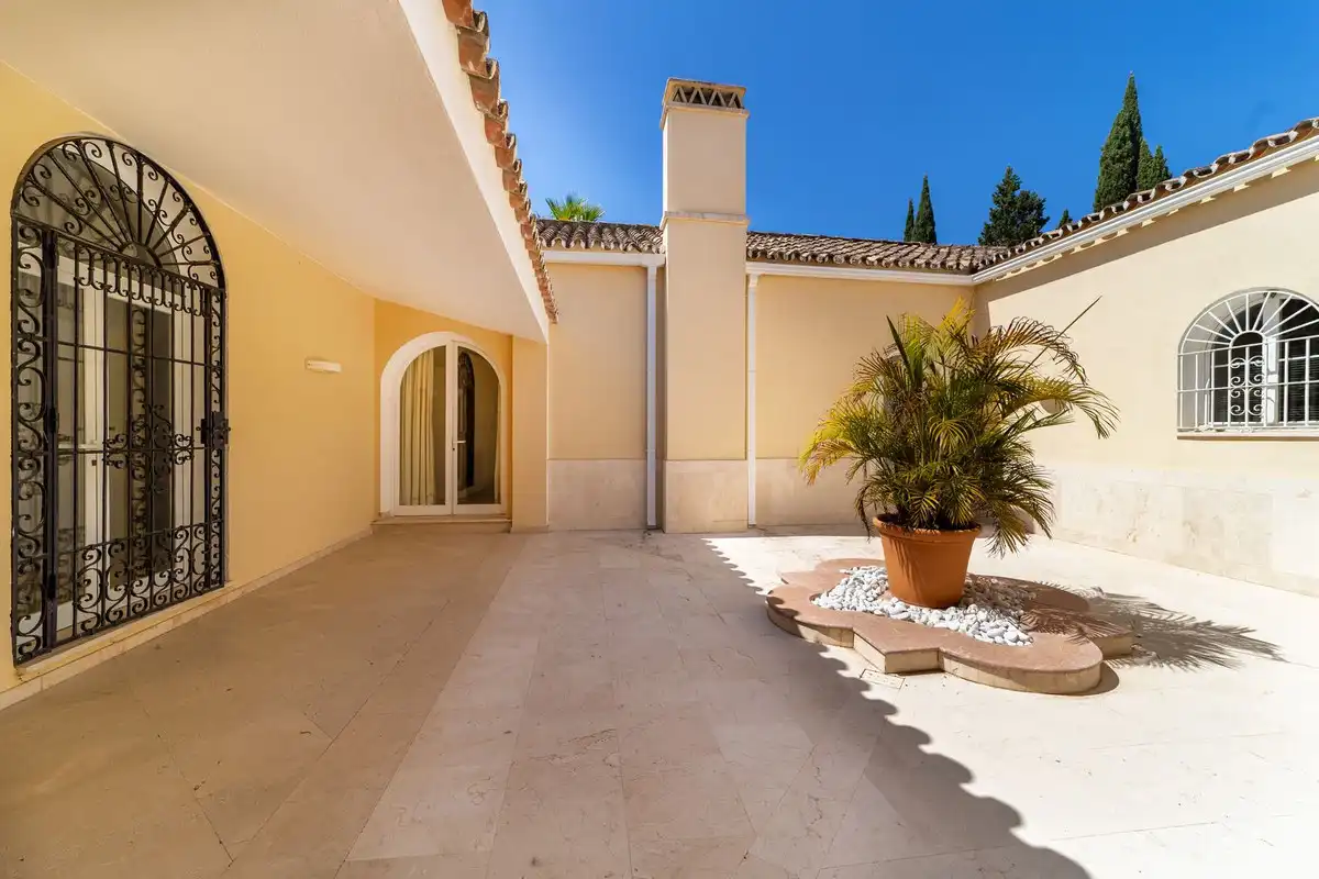 Villa mit Pool zum Verkauf in Lugar Urbanizacion Cascada de Camojan 5D, imagen 30