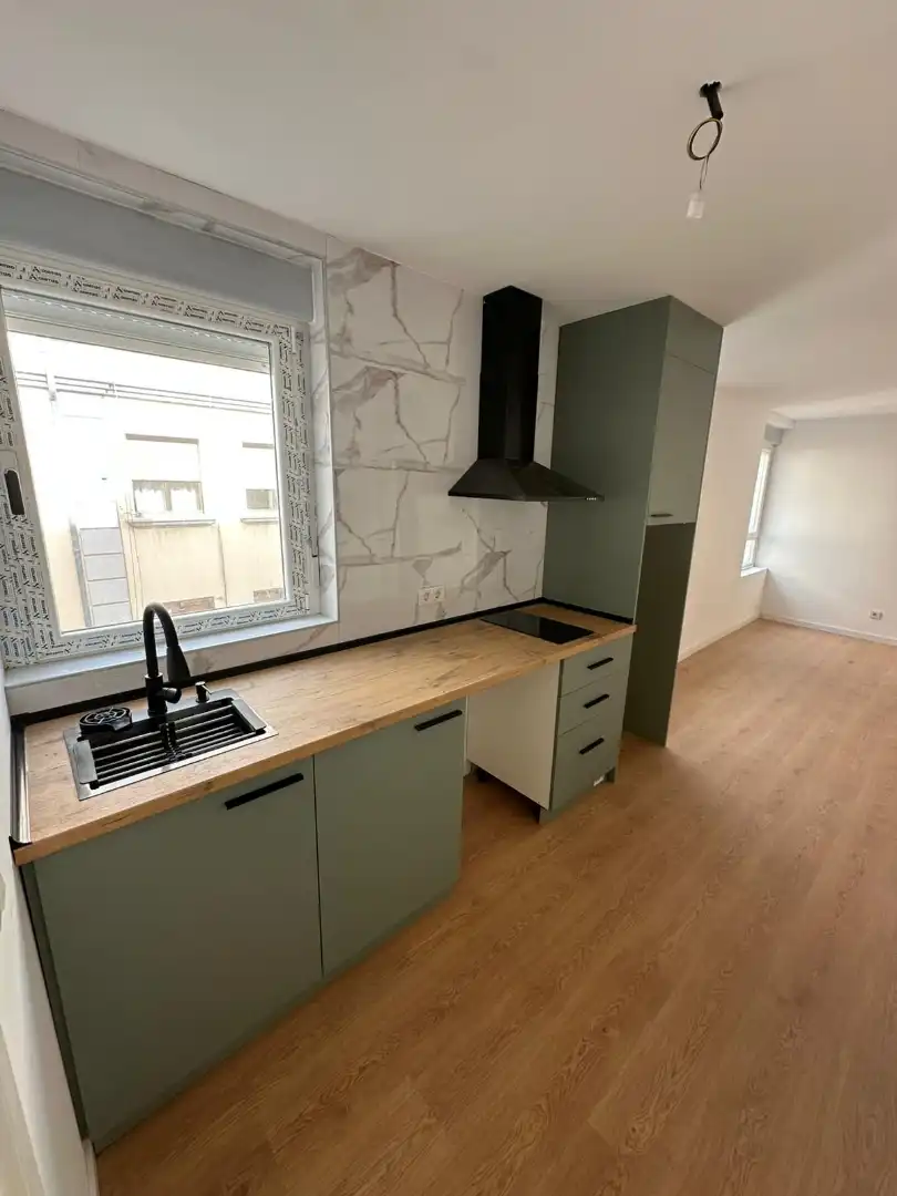 Cuina de Apartament de lloguer en Salamanca amb Moblat, Forn i Rentadora