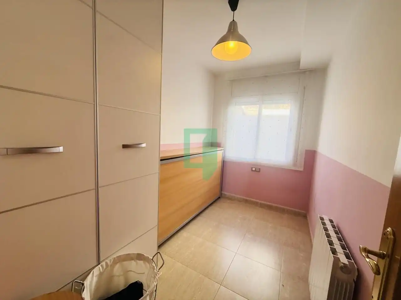 Dormitori de Casa adosada en venda en Badalona amb Aire condicionat, Calefacció i Terrassa