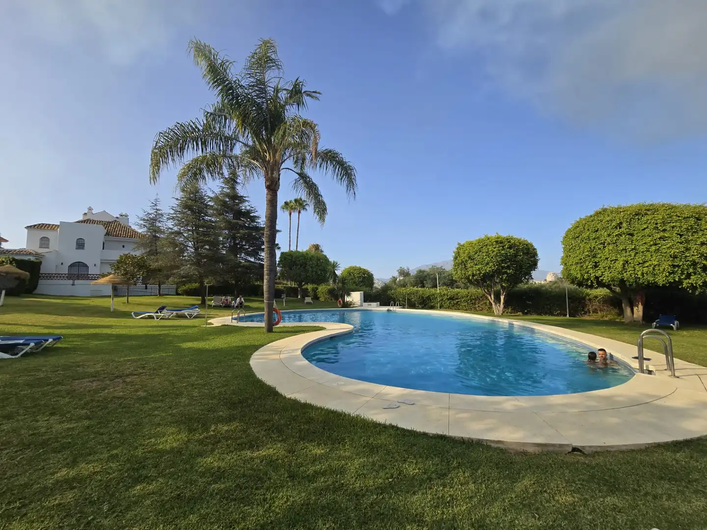 Piscina de Casa adosada de alquiler en Benamara - Atalaya