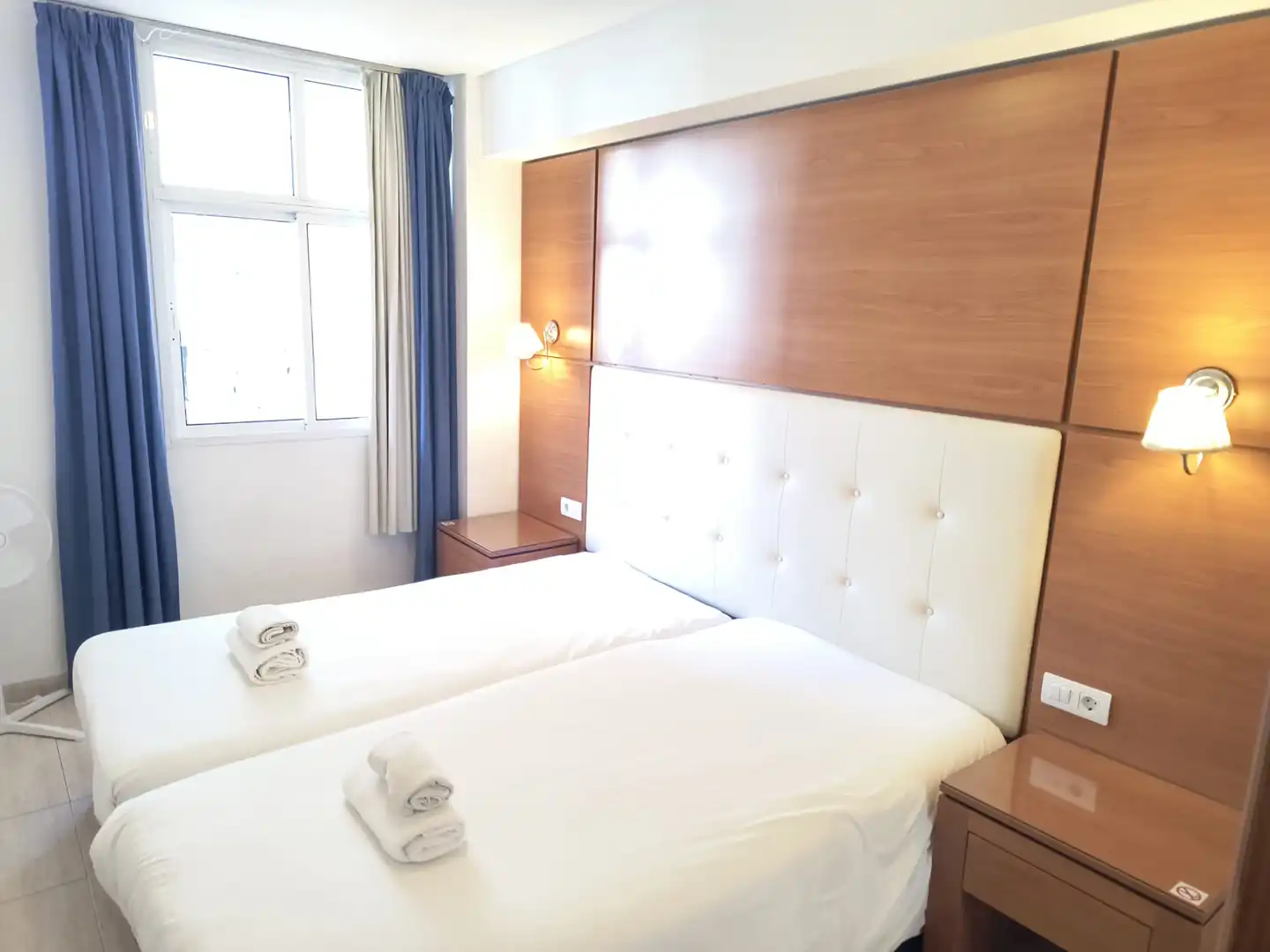Schlafzimmer von Wohnung zum Verkauf in Puerto de la Cruz mit Möbliert, Ofen und Fernseher