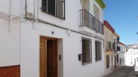 Foto 2 von Wohnung zum Verkauf in Primero de Mayo, Priego de Córdoba, Córdoba