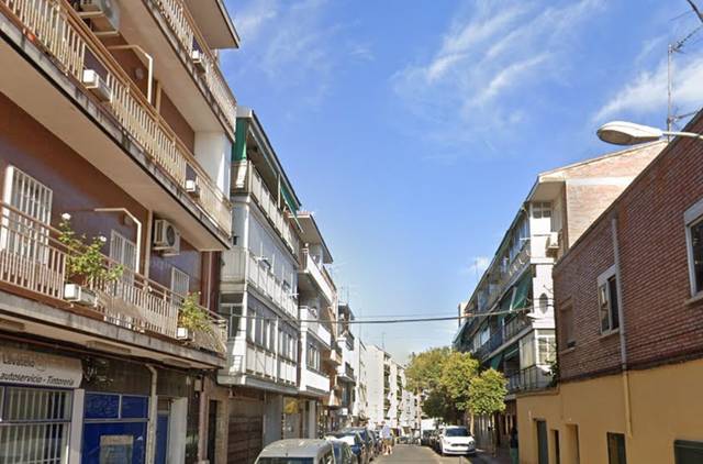 Piso en Venta en Jose del Pino en Los Rosales