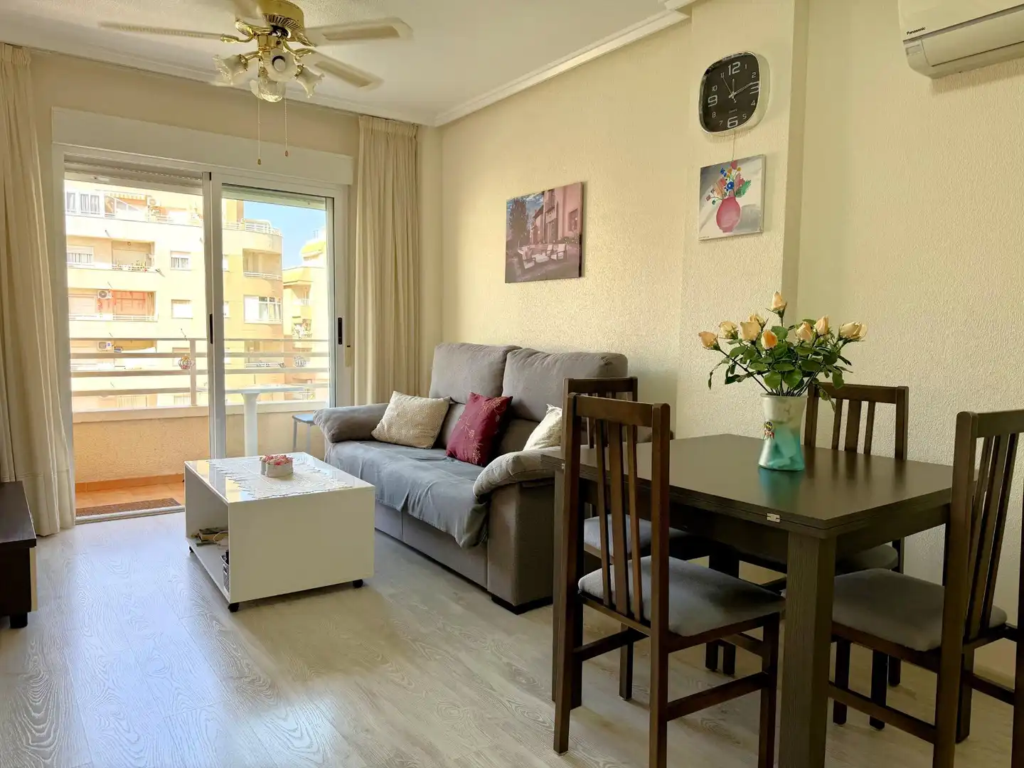 Apartament amb terrassa en venda a Calle Maldonado 49, imagen 2