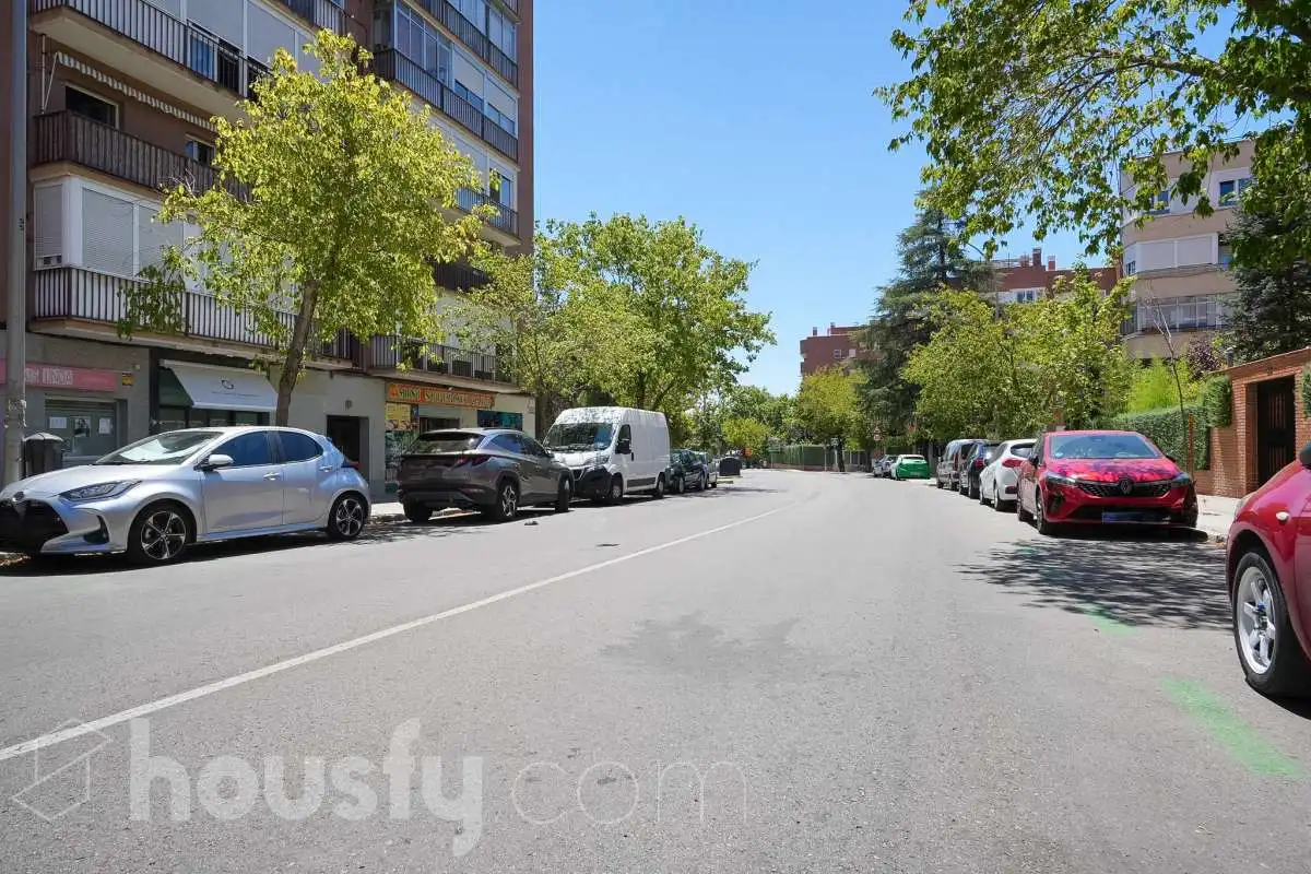 Vista exterior de Pis en venda en Madrid
