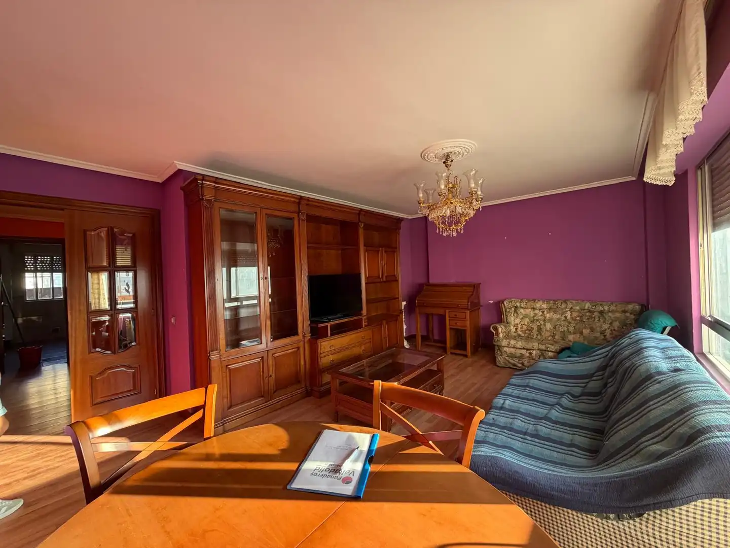 Sala de estar de Piso en venta en Venta de Baños con Calefacción, Parquet y Terraza
