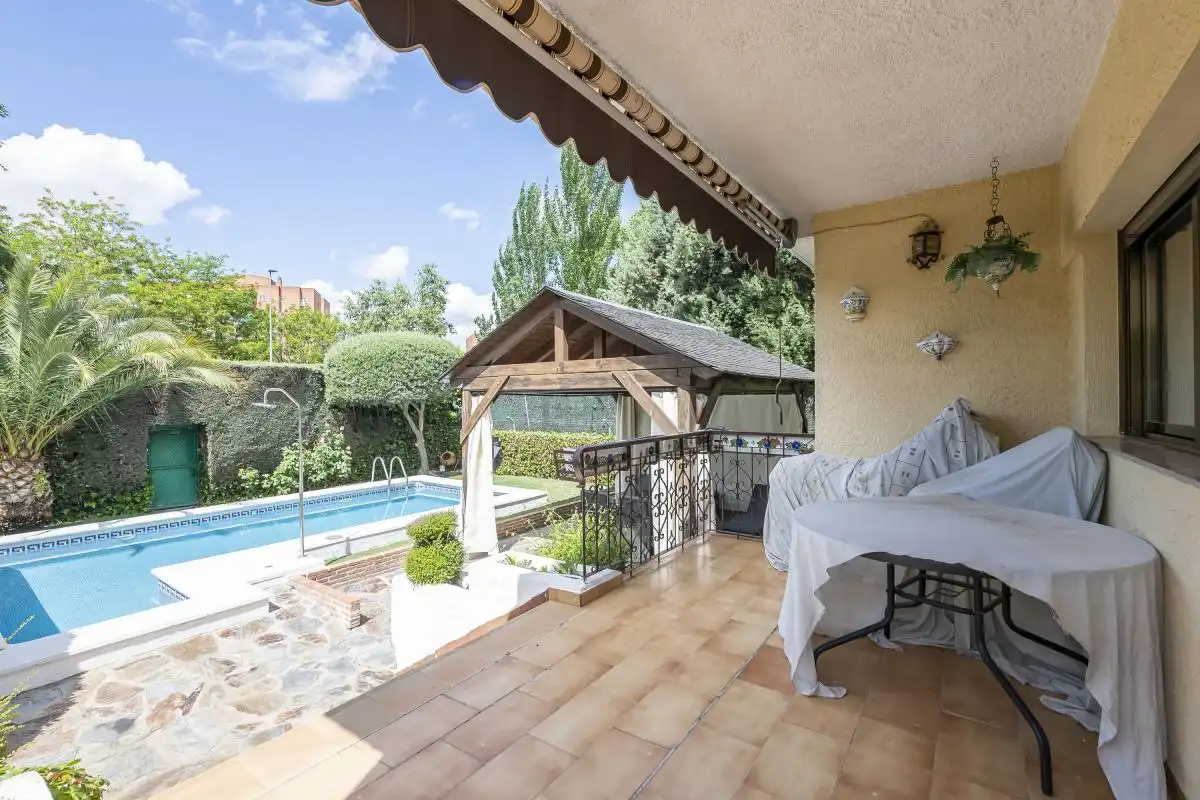 Terrassa de Casa o xalet en venda en Rivas-Vaciamadrid amb Aire condicionat, Calefacció i Jardí privat