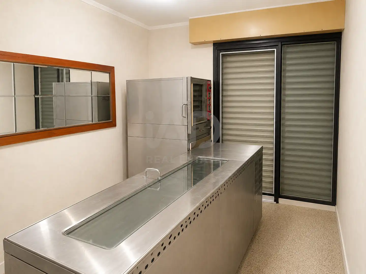 Kitchen of Commercial properties for sale in Barcelona