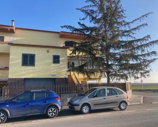 Vista exterior de Casa adosada en venda en Vilanova de Bellpuig amb Aire condicionat, Jardí privat i Traster