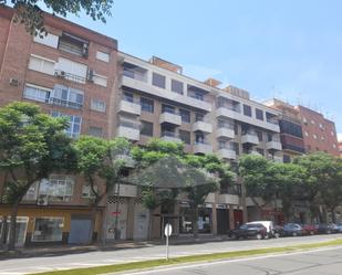 Vista exterior de Pis en venda en Badajoz Capital amb Aire condicionat i Terrassa