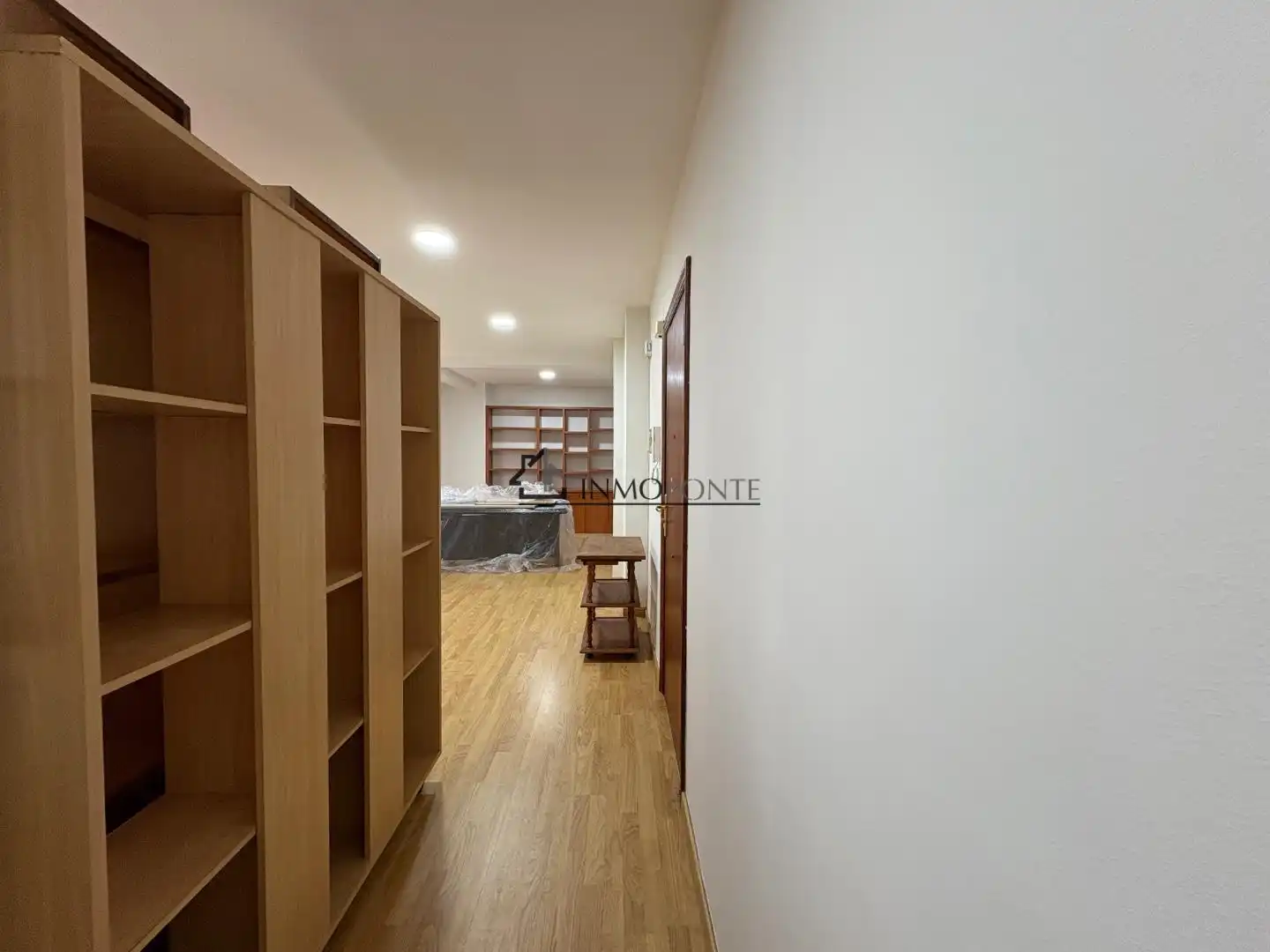 Office space to rent in Zona de Plaza de Barcelos, imagen 4