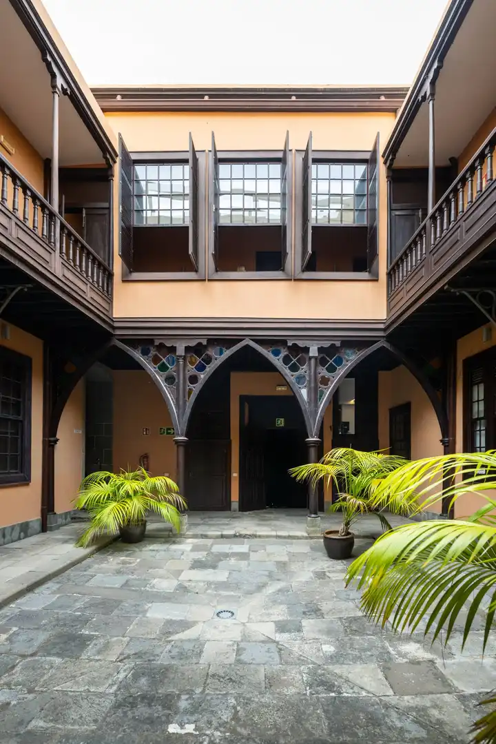 Außenansicht von Wohnung zur Miete in Las Palmas de Gran Canaria mit Parkett