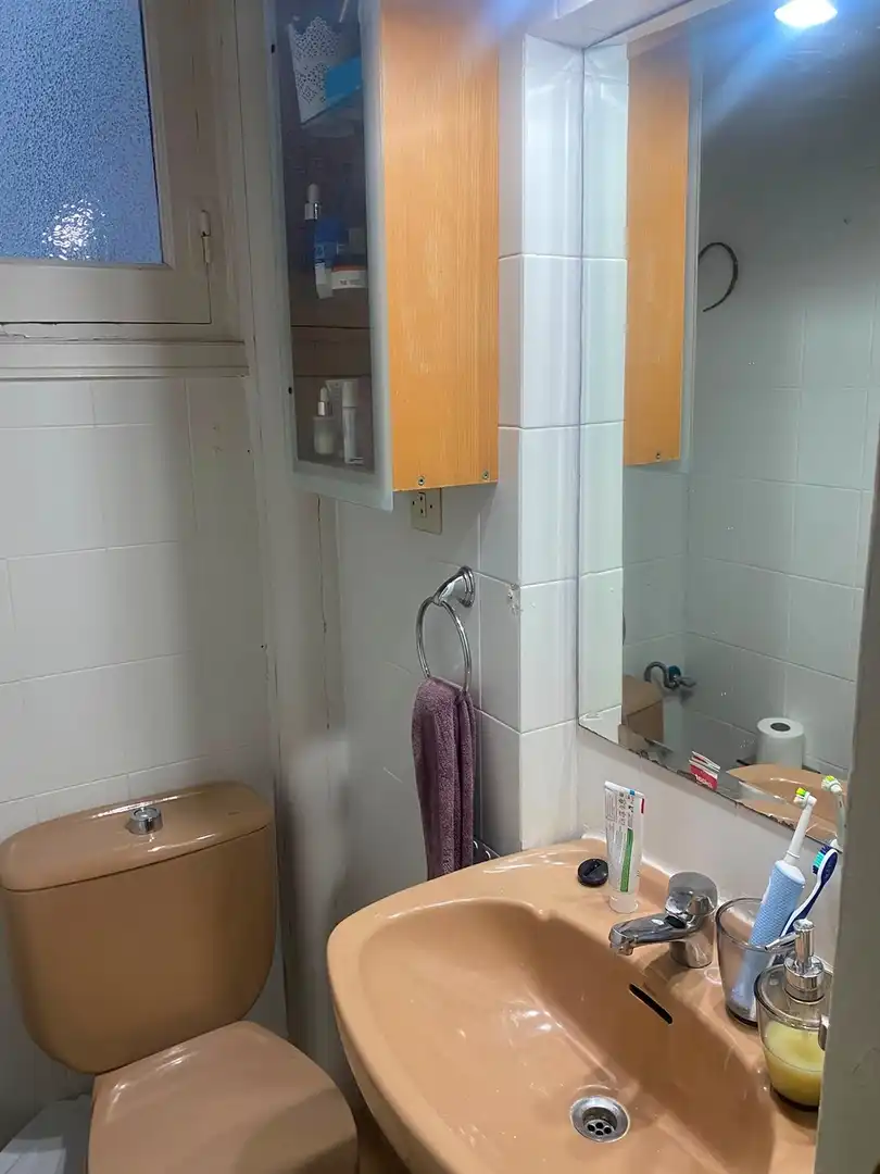 Baño de Piso de alquiler en Madrid con Amueblado
