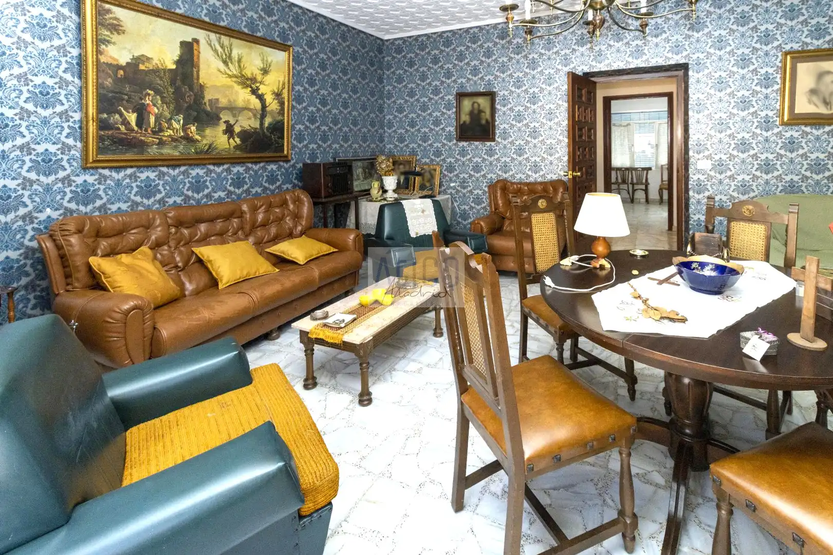 Sala d'estar de Casa adosada en venda en Cózar amb Aire condicionat i Terrassa