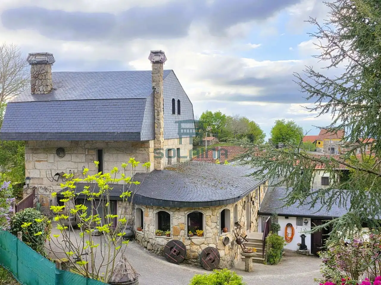 Vista exterior de Casa o chalet en venta en Esgos con Calefacción, Jardín privado y Parquet