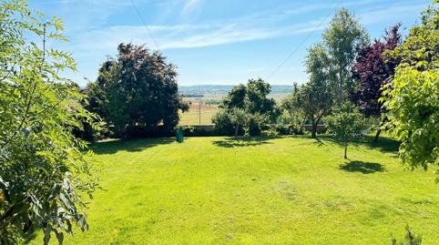 Foto 2 de Casa o xalet en venda a Calle Nueva, Villaturiel, León