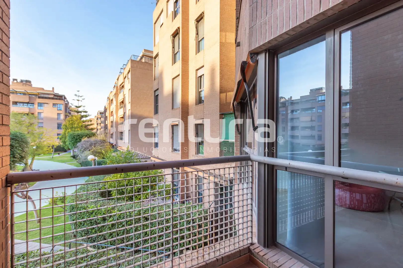 Vista exterior de Piso en venta en Valencia con Aire acondicionado, Calefacción y Jardín privado