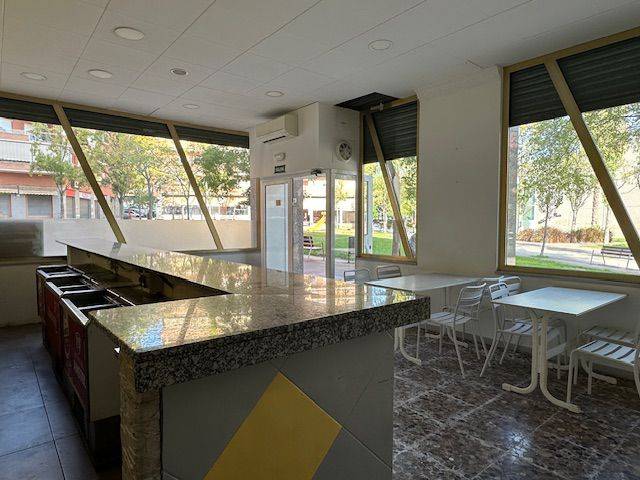Local comercial en Alquiler en Torrent Ballester