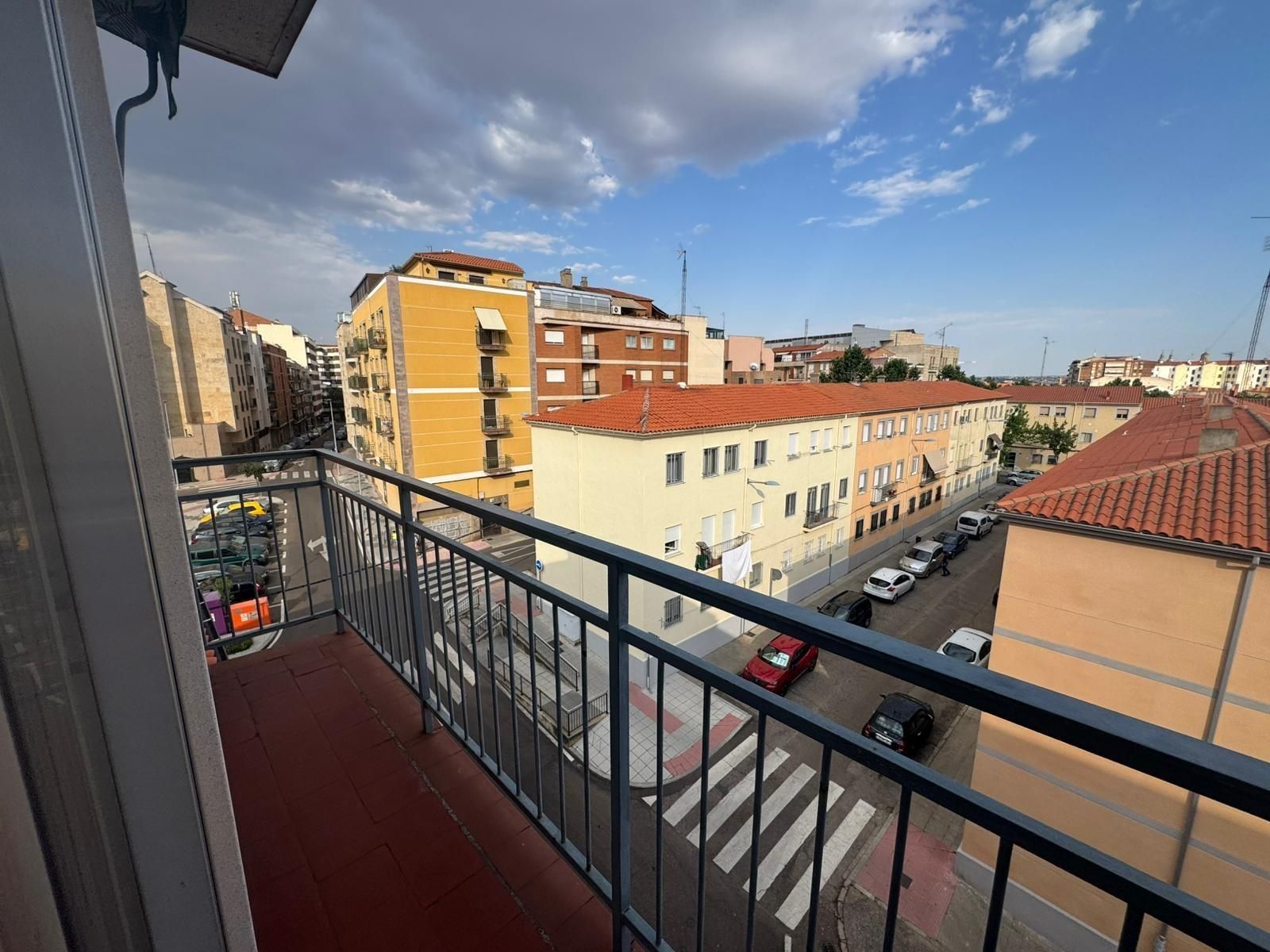 Vista exterior de Pis en venda en Salamanca Capital amb Calefacció, Parquet i Terrassa