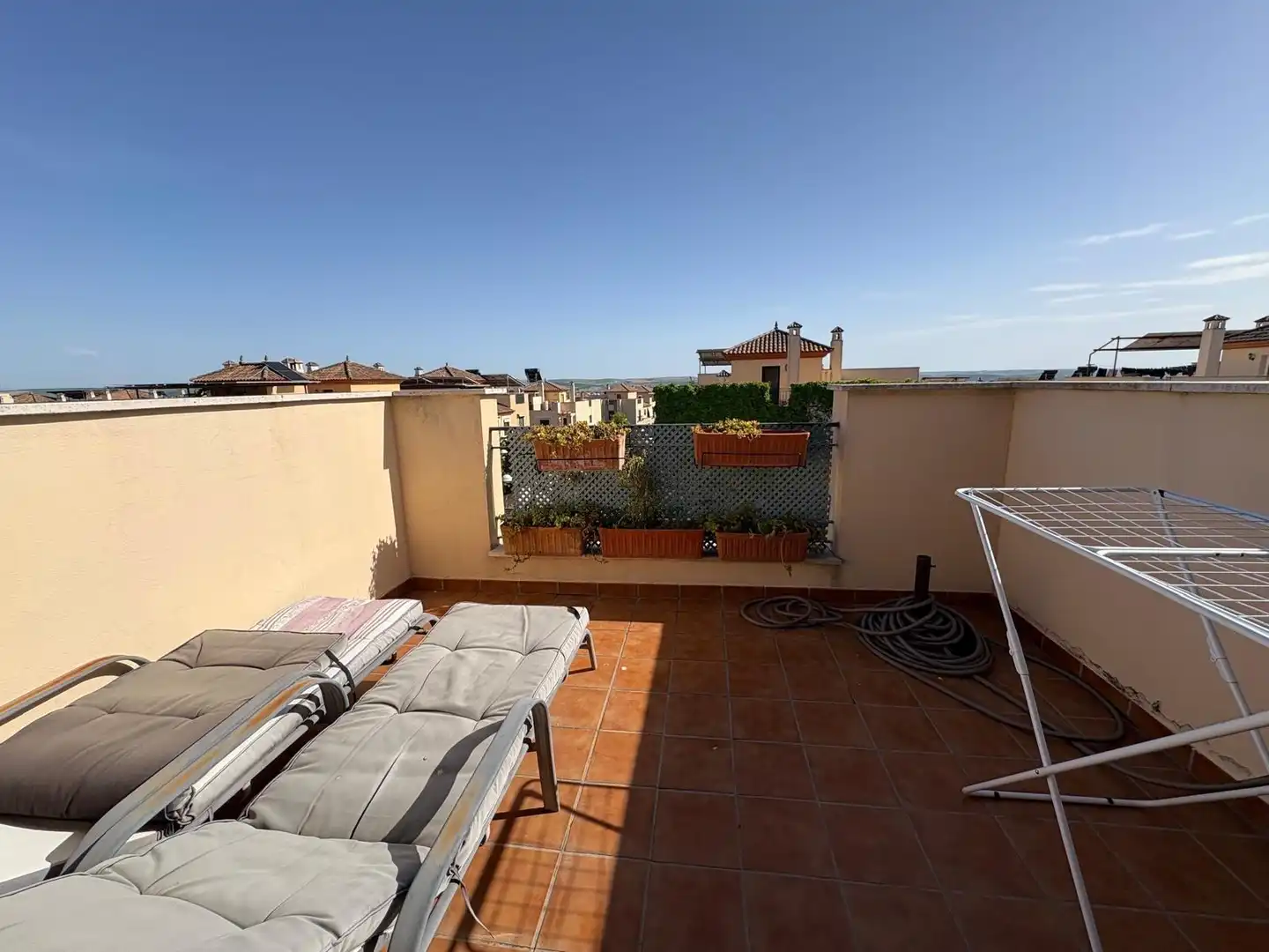 Terrassa de Casa adosada en venda en Córdoba amb Aire condicionat, Calefacció i Jardí privat