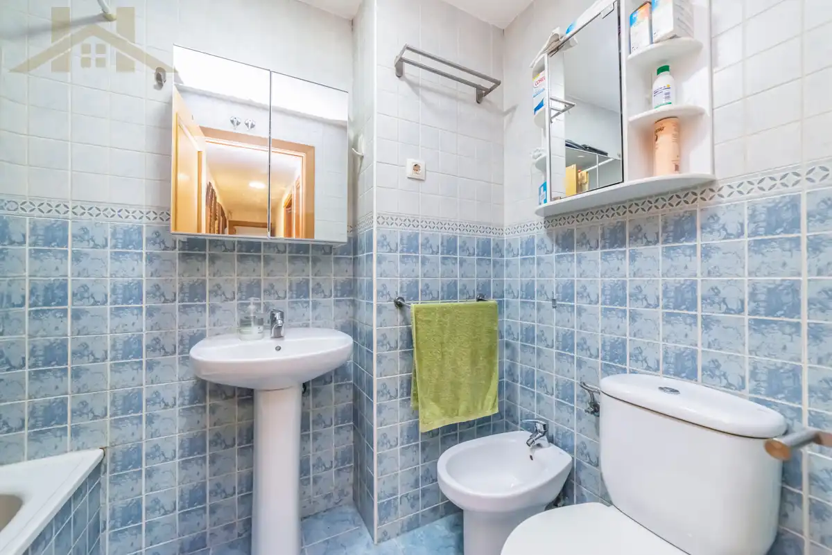 Baño de Piso en venta en Valdemoro con Aire acondicionado, Calefacción y Jardín privado