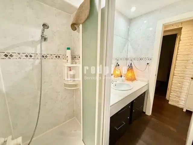 Baño de Piso de alquiler en Madrid con Aire acondicionado, Calefacción y Jardín privado