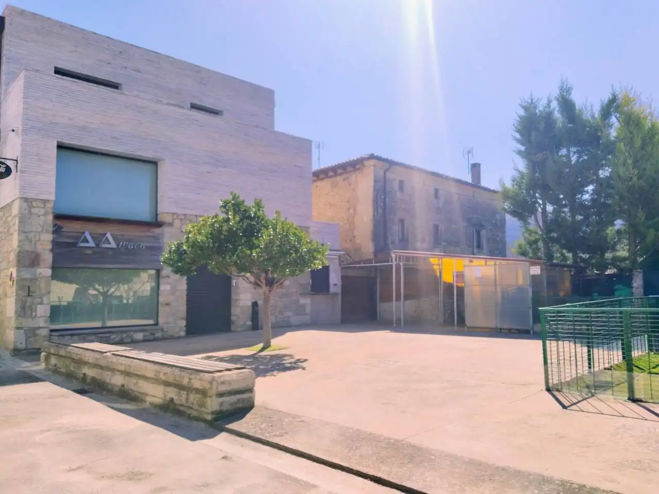 Außenansicht von Wohnung zum Verkauf in Merindad de Cuesta-Urria mit Heizung, Abstellraum und Möbliert